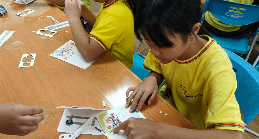 動手玩電路_亮起來！